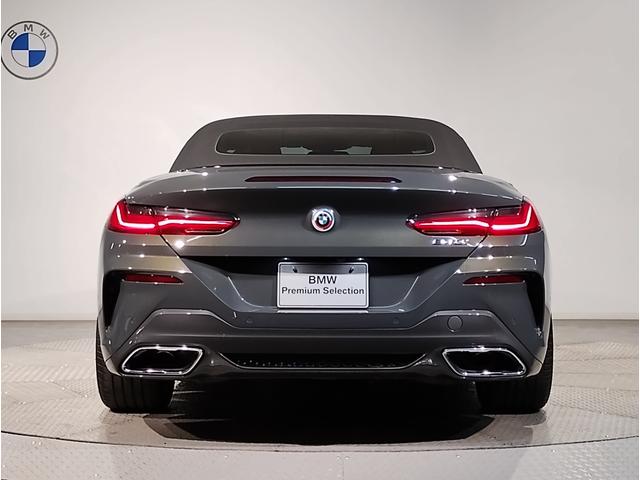 ８シリーズ ８４０ｉ　カブリオレ　エクスクルーシブ　Ｍスポーツ　後期モデル　コニャックレザーシート　全周囲カメラ　アクティブクルーズコントロール　衝突軽減ブレーキ　電動トランク　ＬＥＤヘッドライト　シートヒーター　ヘッドアップディスプレイ（18枚目）