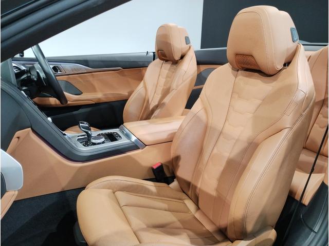 ８シリーズ ８４０ｉ　カブリオレ　エクスクルーシブ　Ｍスポーツ　後期モデル　コニャックレザーシート　全周囲カメラ　アクティブクルーズコントロール　衝突軽減ブレーキ　電動トランク　ＬＥＤヘッドライト　シートヒーター　ヘッドアップディスプレイ（43枚目）