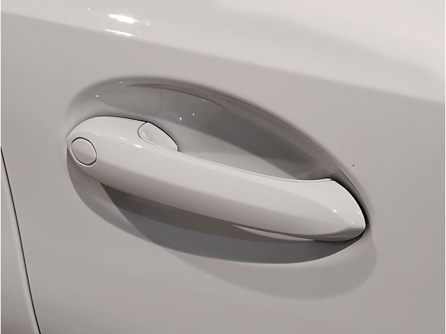 ３シリーズ ３２０ｉツーリング　Ｍスポーツ　１オーナー・ファストトラックＰＫＧ・Ｍブレーキ・　アダプティブＭサスペンション・１９ＡＷ・Ｍスポーツシート・ブラックレザー・カーボンインテリア・シートヒーター・全周囲カメラ・ヘッドＵＰディスプレイ（20枚目）