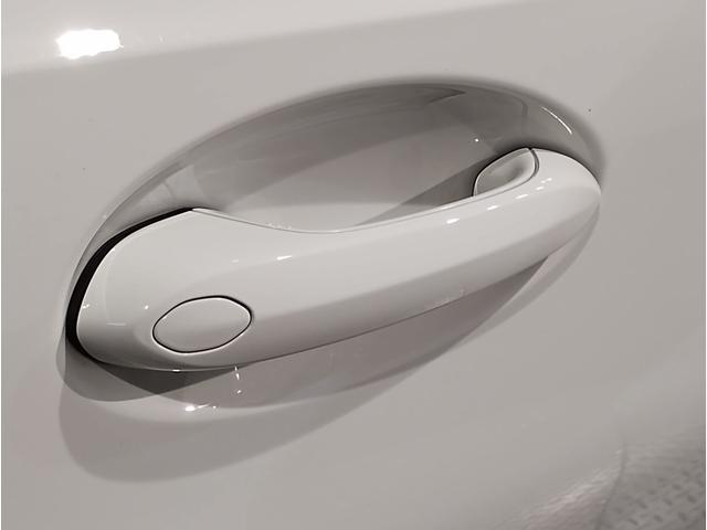 ３シリーズ ３２０ｉツーリング　Ｍスポーツ　１オーナー・ファストトラックＰＫＧ・Ｍブレーキ・　アダプティブＭサスペンション・１９ＡＷ・Ｍスポーツシート・ブラックレザー・カーボンインテリア・シートヒーター・全周囲カメラ・ヘッドＵＰディスプレイ（21枚目）