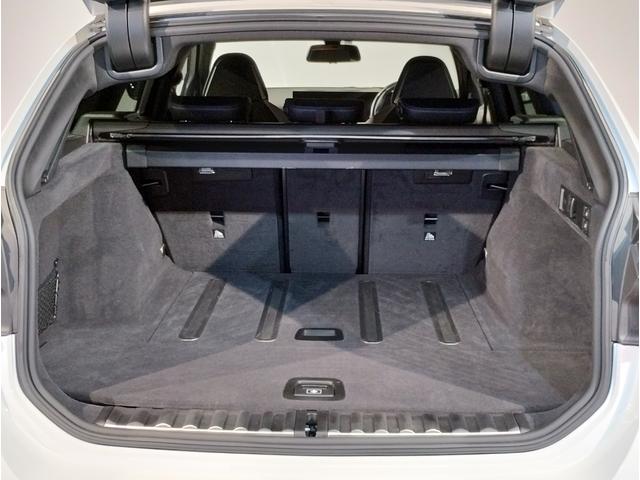 ３シリーズ ３２０ｉツーリング　Ｍスポーツ　１オーナー・ファストトラックＰＫＧ・Ｍブレーキ・　アダプティブＭサスペンション・１９ＡＷ・Ｍスポーツシート・ブラックレザー・カーボンインテリア・シートヒーター・全周囲カメラ・ヘッドＵＰディスプレイ（29枚目）