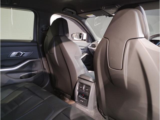 ３シリーズ ３２０ｉツーリング　Ｍスポーツ　１オーナー・ファストトラックＰＫＧ・Ｍブレーキ・　アダプティブＭサスペンション・１９ＡＷ・Ｍスポーツシート・ブラックレザー・カーボンインテリア・シートヒーター・全周囲カメラ・ヘッドＵＰディスプレイ（39枚目）