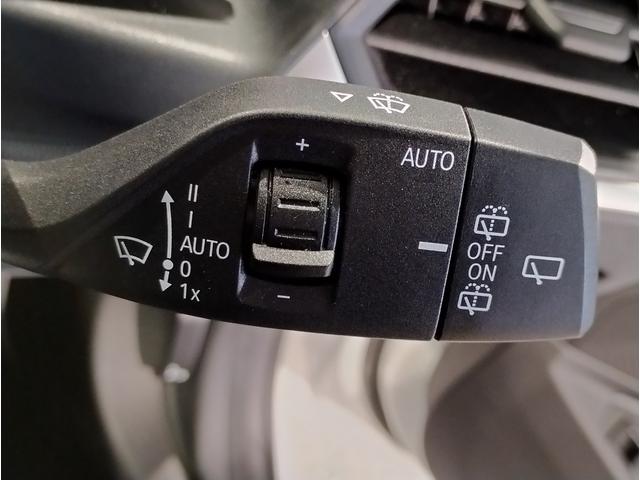 ３シリーズ ３２０ｉツーリング　Ｍスポーツ　１オーナー・ファストトラックＰＫＧ・Ｍブレーキ・　アダプティブＭサスペンション・１９ＡＷ・Ｍスポーツシート・ブラックレザー・カーボンインテリア・シートヒーター・全周囲カメラ・ヘッドＵＰディスプレイ（68枚目）