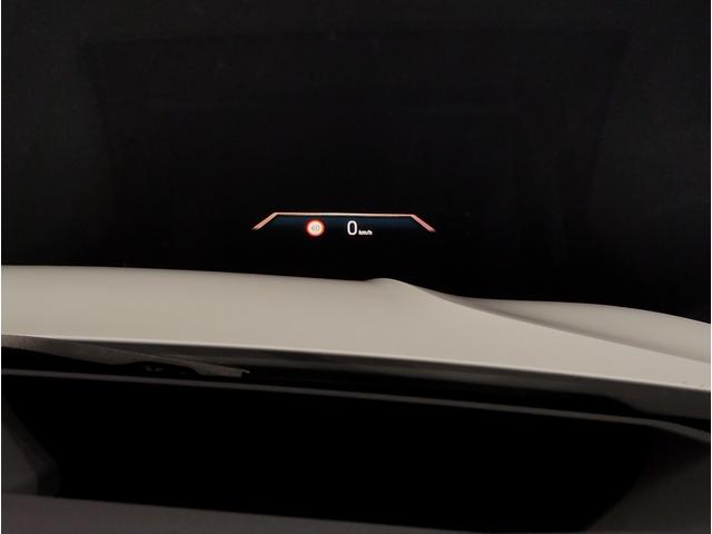 ３シリーズ ３２０ｉツーリング　Ｍスポーツ　１オーナー・ファストトラックＰＫＧ・Ｍブレーキ・　アダプティブＭサスペンション・１９ＡＷ・Ｍスポーツシート・ブラックレザー・カーボンインテリア・シートヒーター・全周囲カメラ・ヘッドＵＰディスプレイ（71枚目）