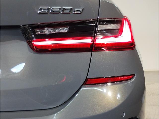 3シリーズ 320dxDriveツーリングMスポーツハイラインP ドラバイトグレー イノベーションパッケージ レーザーライト オイスターレザー オプション19インチアルミ 1オーナー ステアリングサポート パドルシフト(24枚目)