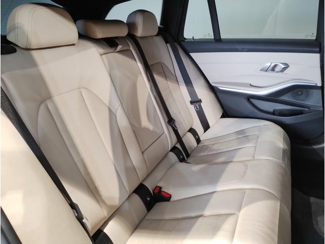 3シリーズ 320dxDriveツーリングMスポーツハイラインP ドラバイトグレー イノベーションパッケージ レーザーライト オイスターレザー オプション19インチアルミ 1オーナー ステアリングサポート パドルシフト(35枚目)