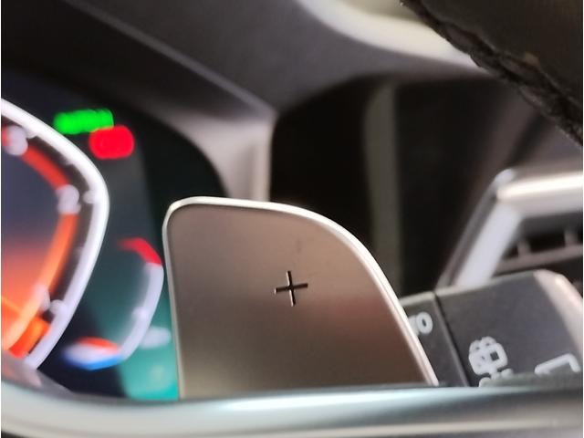 3シリーズ 320dxDriveツーリングMスポーツハイラインP ドラバイトグレー イノベーションパッケージ レーザーライト オイスターレザー オプション19インチアルミ 1オーナー ステアリングサポート パドルシフト(56枚目)