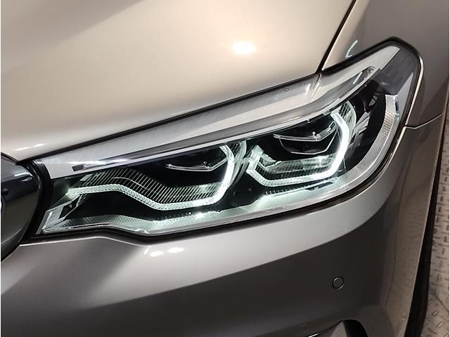 ５シリーズ ５２３ｉツーリング　ラグジュアリー　ベージュレザーシート　シートヒーター　ヘッドアップディスプレイ　ランバーサポート　純正１８インチＡＷ　アクティブクルーズコントロール　衝突軽減ブレーキ　電動トランク　ＬＥＤヘッドライト（14枚目）