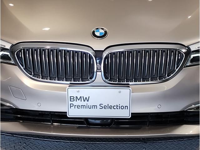 ５シリーズ ５２３ｉツーリング　ラグジュアリー　ベージュレザーシート　シートヒーター　ヘッドアップディスプレイ　ランバーサポート　純正１８インチＡＷ　アクティブクルーズコントロール　衝突軽減ブレーキ　電動トランク　ＬＥＤヘッドライト（19枚目）