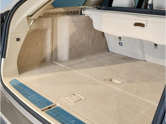 ５シリーズ ５２３ｉツーリング　ラグジュアリー　ベージュレザーシート　シートヒーター　ヘッドアップディスプレイ　ランバーサポート　純正１８インチＡＷ　アクティブクルーズコントロール　衝突軽減ブレーキ　電動トランク　ＬＥＤヘッドライト（29枚目）