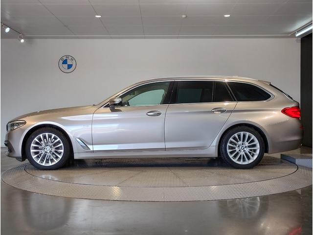 ５シリーズ ５２３ｉツーリング　ラグジュアリー　ベージュレザーシート　シートヒーター　ヘッドアップディスプレイ　ランバーサポート　純正１８インチＡＷ　アクティブクルーズコントロール　衝突軽減ブレーキ　電動トランク　ＬＥＤヘッドライト（80枚目）