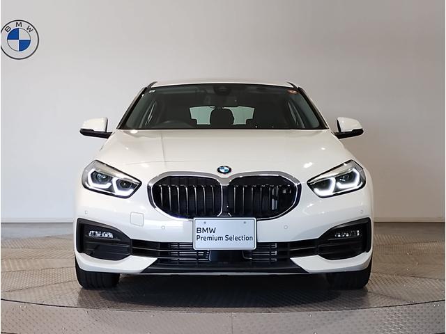 1シリーズ 118d プレイ プラスパッケージ ブラックレザーシート シートヒーター サンプロテクションガラス ランバーサポート 純正17インチAW バックカメラ LEDヘッドライト アクティブクルーズコントロール 元レンタカー(6枚目)