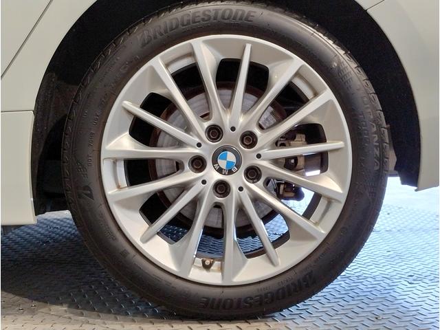 1シリーズ 118d プレイ プラスパッケージ ブラックレザーシート シートヒーター サンプロテクションガラス ランバーサポート 純正17インチAW バックカメラ LEDヘッドライト アクティブクルーズコントロール 元レンタカー(19枚目)