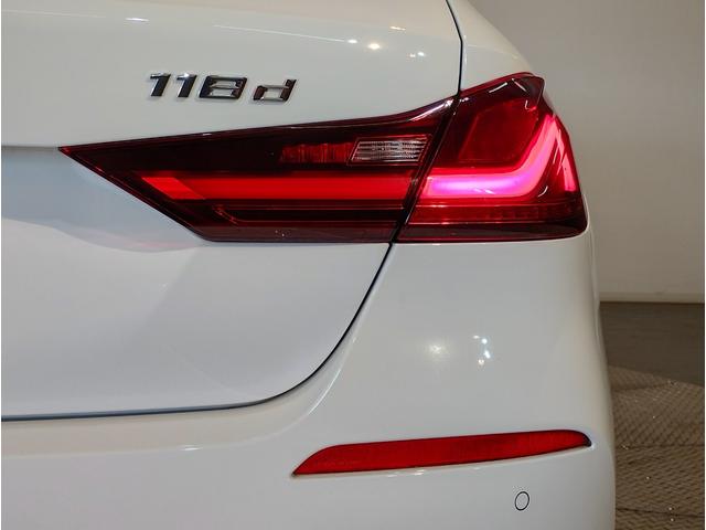 1シリーズ 118d プレイ プラスパッケージ ブラックレザーシート シートヒーター サンプロテクションガラス ランバーサポート 純正17インチAW バックカメラ LEDヘッドライト アクティブクルーズコントロール 元レンタカー(21枚目)