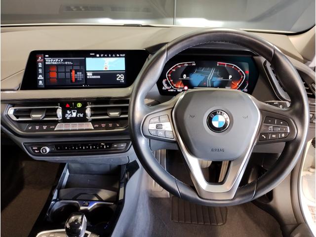 1シリーズ 118d プレイ プラスパッケージ ブラックレザーシート シートヒーター サンプロテクションガラス ランバーサポート 純正17インチAW バックカメラ LEDヘッドライト アクティブクルーズコントロール 元レンタカー(37枚目)