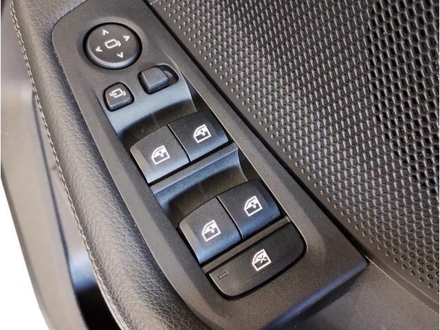 1シリーズ 118d プレイ プラスパッケージ ブラックレザーシート シートヒーター サンプロテクションガラス ランバーサポート 純正17インチAW バックカメラ LEDヘッドライト アクティブクルーズコントロール 元レンタカー(39枚目)