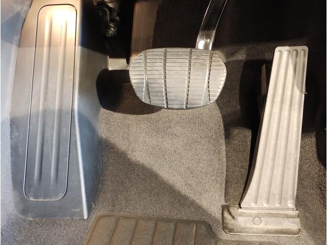 1シリーズ 118d プレイ プラスパッケージ ブラックレザーシート シートヒーター サンプロテクションガラス ランバーサポート 純正17インチAW バックカメラ LEDヘッドライト アクティブクルーズコントロール 元レンタカー(41枚目)