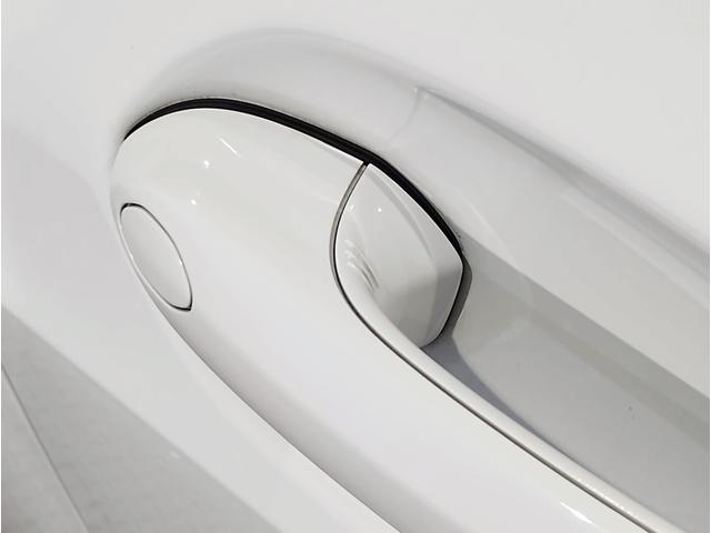 1シリーズ 118d プレイ プラスパッケージ ブラックレザーシート シートヒーター サンプロテクションガラス ランバーサポート 純正17インチAW バックカメラ LEDヘッドライト アクティブクルーズコントロール 元レンタカー(76枚目)