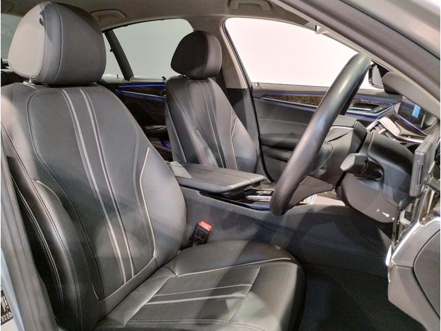 ５シリーズ ５２３ｄ　ラグジュアリー　デビューＰＫＧ　ブラックレザーシート　前後シートヒーター　アクティブクルーズコントロール　パーキングアシストプラス　ヘッドアップディスプレイ　アンビエントライト　電動シート　電動トランク　１８ＡＷ（16枚目）