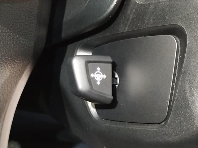 ５シリーズ ５２３ｄ　ラグジュアリー　デビューＰＫＧ　ブラックレザーシート　前後シートヒーター　アクティブクルーズコントロール　パーキングアシストプラス　ヘッドアップディスプレイ　アンビエントライト　電動シート　電動トランク　１８ＡＷ（26枚目）