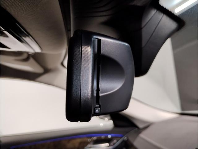 ５シリーズ ５２３ｄ　ラグジュアリー　デビューＰＫＧ　ブラックレザーシート　前後シートヒーター　アクティブクルーズコントロール　パーキングアシストプラス　ヘッドアップディスプレイ　アンビエントライト　電動シート　電動トランク　１８ＡＷ（32枚目）