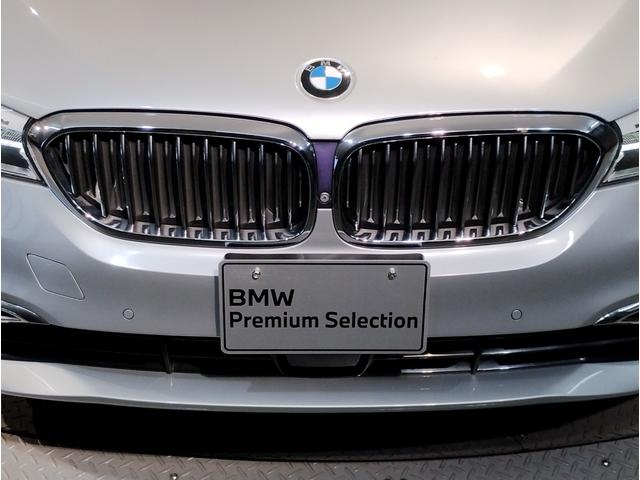 ５シリーズ ５２３ｄ　ラグジュアリー　デビューＰＫＧ　ブラックレザーシート　前後シートヒーター　アクティブクルーズコントロール　パーキングアシストプラス　ヘッドアップディスプレイ　アンビエントライト　電動シート　電動トランク　１８ＡＷ（61枚目）