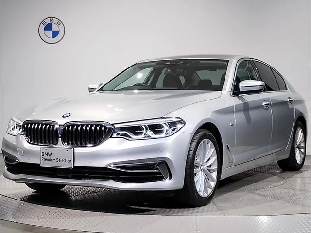 ５シリーズ ５２３ｄ　ラグジュアリー　デビューＰＫＧ　ブラックレザーシート　前後シートヒーター　アクティブクルーズコントロール　パーキングアシストプラス　ヘッドアップディスプレイ　アンビエントライト　電動シート　電動トランク　１８ＡＷ（76枚目）