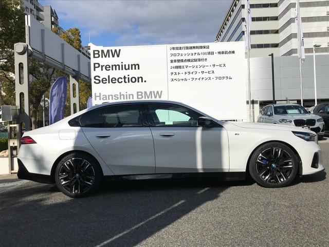 BMW i5 M60 X DRIVE