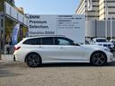 ３１８ｉツーリング　Ｍスポーツ　弊社デモカー・後期モデル・ガラスフニッシュ・後期ハンドル・カーブドディスプレイ・クリスタルシフト・サンプロテクションガラス・シートヒーター・ＡＣＣ・全周囲カメラ・ＬＥＤヘッドライト・アンビエントライト（71枚目）