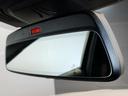 【ＥＴＣ内蔵ルームミラー】視認性の高いルームミラー。自動防眩機能も付いています。ミラー裏側部分にＥＴＣ内臓車載器を搭載しておりスタイリッシュかつ機能性を兼ね備えております。