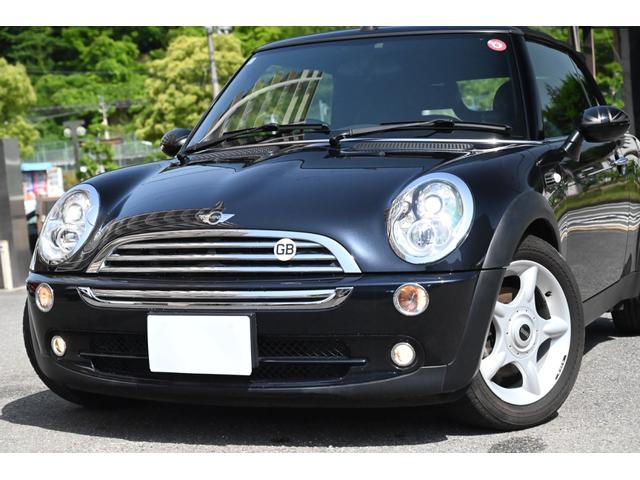 ＭＩＮＩ クーパー　コンバーチブル　ユーザー買取　黒幌　シートヒーター　キーレス２本　キセノンライト　ＥＴＣ　純正１６ＡＷ　フォグランプ　純正オーディオ（14枚目）