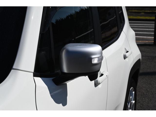 ジープ・レネゲード リミテッド　ユーザー買取　禁煙　黒本革　ナビ　フルセグＴＶ　バックモニター　Ｂｌｕｅｔｏｏｔｈ　ＥＴＣ　前後ドラレコ　シートヒーター　レーダークルーズ　スマートキー　プッシュスタート　フォグランプ（24枚目）