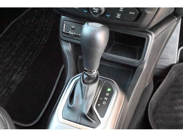 ジープ・レネゲード リミテッド　ユーザー買取　禁煙　黒本革　ナビ　フルセグＴＶ　バックモニター　Ｂｌｕｅｔｏｏｔｈ　ＥＴＣ　前後ドラレコ　シートヒーター　レーダークルーズ　スマートキー　プッシュスタート　フォグランプ（75枚目）