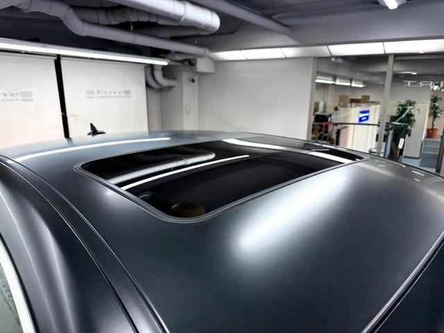 ギブリ リベッレ　３０台限定　内外装カーボン　マットラッピング　Ｂ＆Ｗ　ベンチレーション（28枚目）
