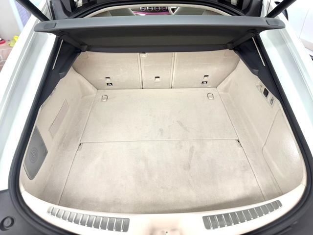 GT 4ドアクーペ 53 4マチック+ 白内装 ラグジュアリーPKG ワンオーナー(16枚目)