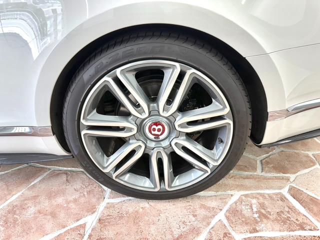 コンチネンタル GT V8 後期 マリナーPKG カーボンエアロ ローダウン ツートンインテリア 21AW(15枚目)