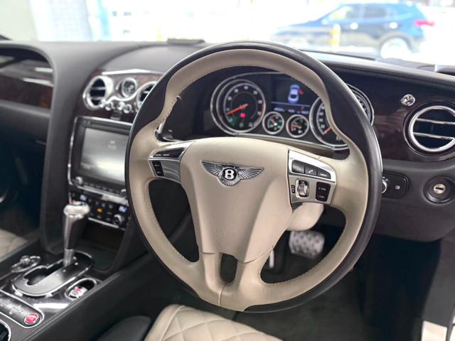 コンチネンタル GT V8 後期 マリナーPKG カーボンエアロ ローダウン ツートンインテリア 21AW(26枚目)