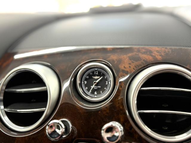 コンチネンタル GT V8 後期 マリナーPKG カーボンエアロ ローダウン ツートンインテリア 21AW(32枚目)