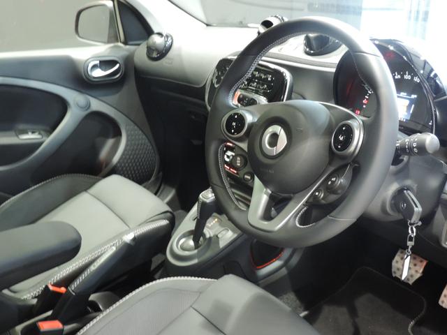 BRABUS エクスクルーシブ レッドリミテッド(7枚目)