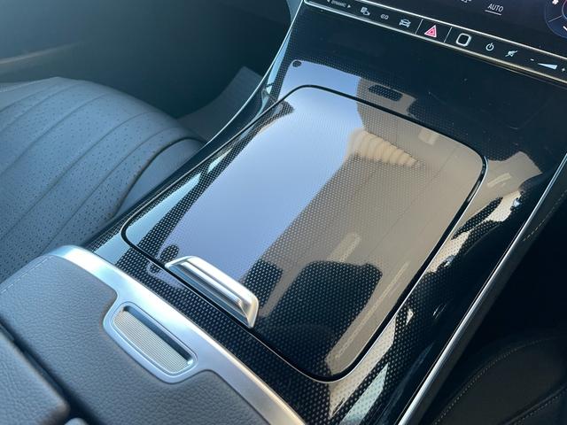 ＥＱＥ ＥＱＥ３５０＋　ＡＭＧラインパッケージ　パノラミックスライディングルーフ　エクスクルーシブパッケージ　エナジャイジングパッケージ　セレナイトグレー　ＥＱケア継承　ＥＶ電気自動車（45枚目）
