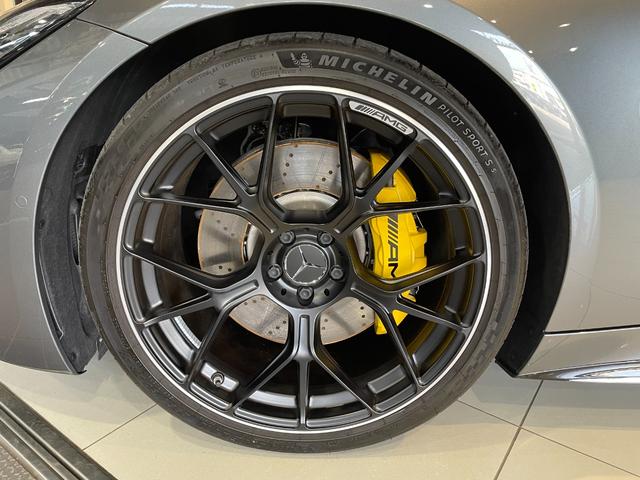 ＧＴ ６３　４マチック＋　クーペ　ＡＭＧパフォーマンスパッケージ　２１インチＡＭＧ鍛造アルミホイール（9枚目）