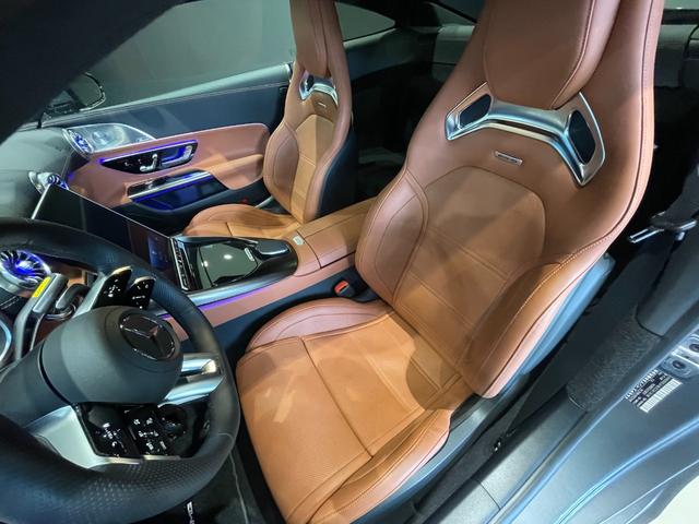 ＧＴ ６３　４マチック＋　クーペ　ＡＭＧパフォーマンスパッケージ　２１インチＡＭＧ鍛造アルミホイール（14枚目）