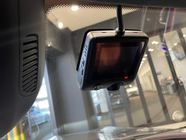 ＧＴ ６３　４マチック＋　クーペ　ＡＭＧパフォーマンスパッケージ　２１インチＡＭＧ鍛造アルミホイール（26枚目）