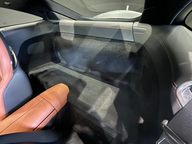 ＧＴ ６３　４マチック＋　クーペ　ＡＭＧパフォーマンスパッケージ　２１インチＡＭＧ鍛造アルミホイール（27枚目）
