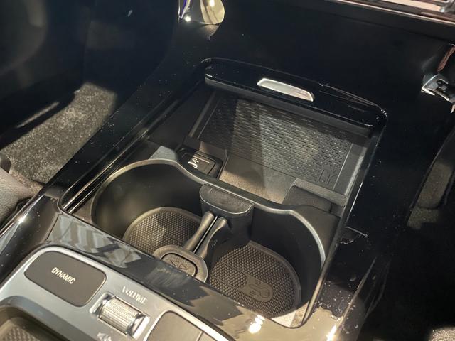 ＣＬＡクラス シューティングブレーク ＣＬＡ４５　Ｓ　４マチック＋　シューティングブレーク　ＭＢＵＸタッチパネルナビゲーション　純正前後ドライブレコーダー３６０度（28枚目）