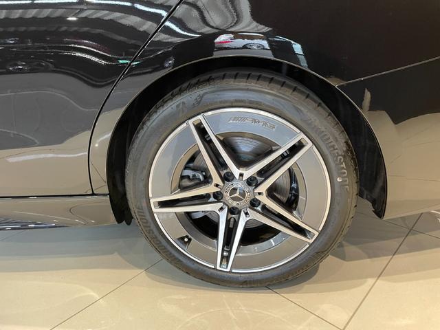 Ｃクラス Ｃ２００アバンギャルド　ＡＭＧラインパッケージ　セーフティビジョンパッケージ　パノラミックスライディングルーフ（10枚目）