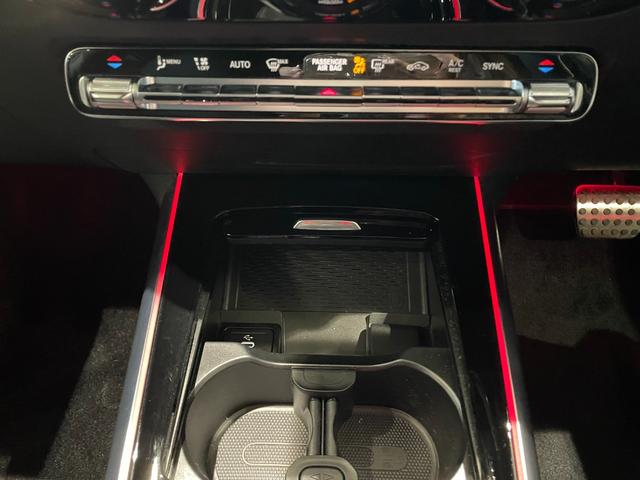 Ｂクラス Ｂ２００ｄ　ＡＭＧラインパッケージ　ＭＢＵＸタッチパネルナビゲーション（27枚目）