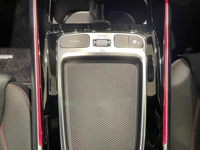 Ｂクラス Ｂ２００ｄ　ＡＭＧラインパッケージ　ＭＢＵＸタッチパネルナビゲーション（28枚目）