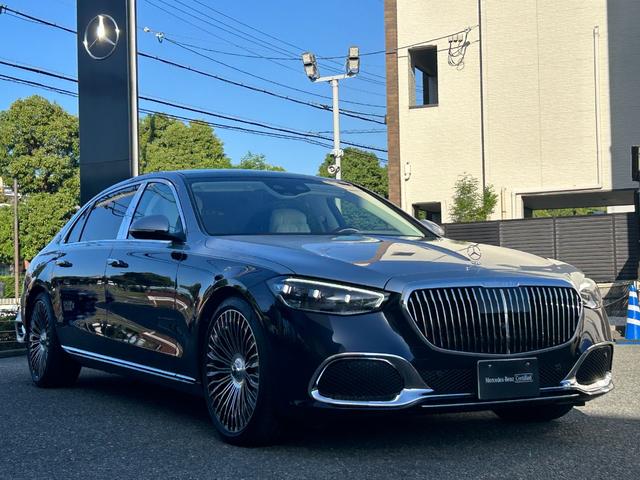 Sクラス S580 4マチック MANUFAKUTURレザーエクスクルーシブパッケージ 21インチマイバッハアルミホイール(鍛造) パノラミックスライディングルーフ リヤエンターテイメント(2枚目)