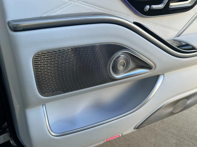 Sクラス S580 4マチック MANUFAKUTURレザーエクスクルーシブパッケージ 21インチマイバッハアルミホイール(鍛造) パノラミックスライディングルーフ リヤエンターテイメント(27枚目)